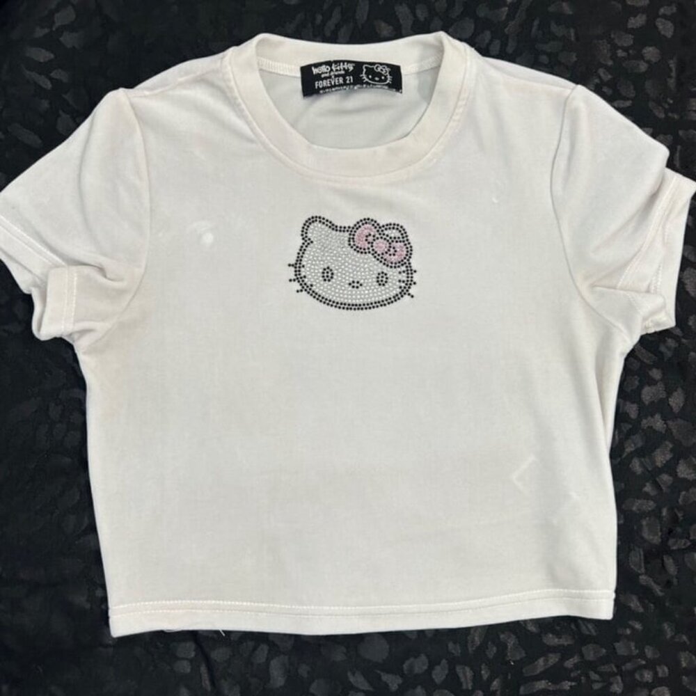 white forever 21 x hello kitty rhinestone velour top size L • good preowned cond